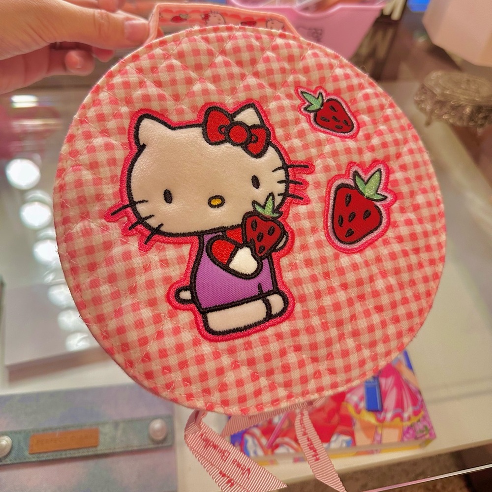 Hello kitty x Vera Bradley Cosmetic Bag